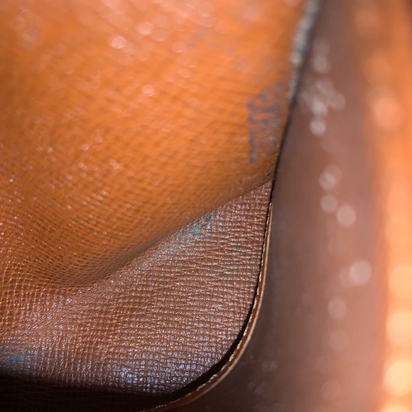 Vintage Louis Vuitton Monogram 6 Keyholder - Picture 6 of 9